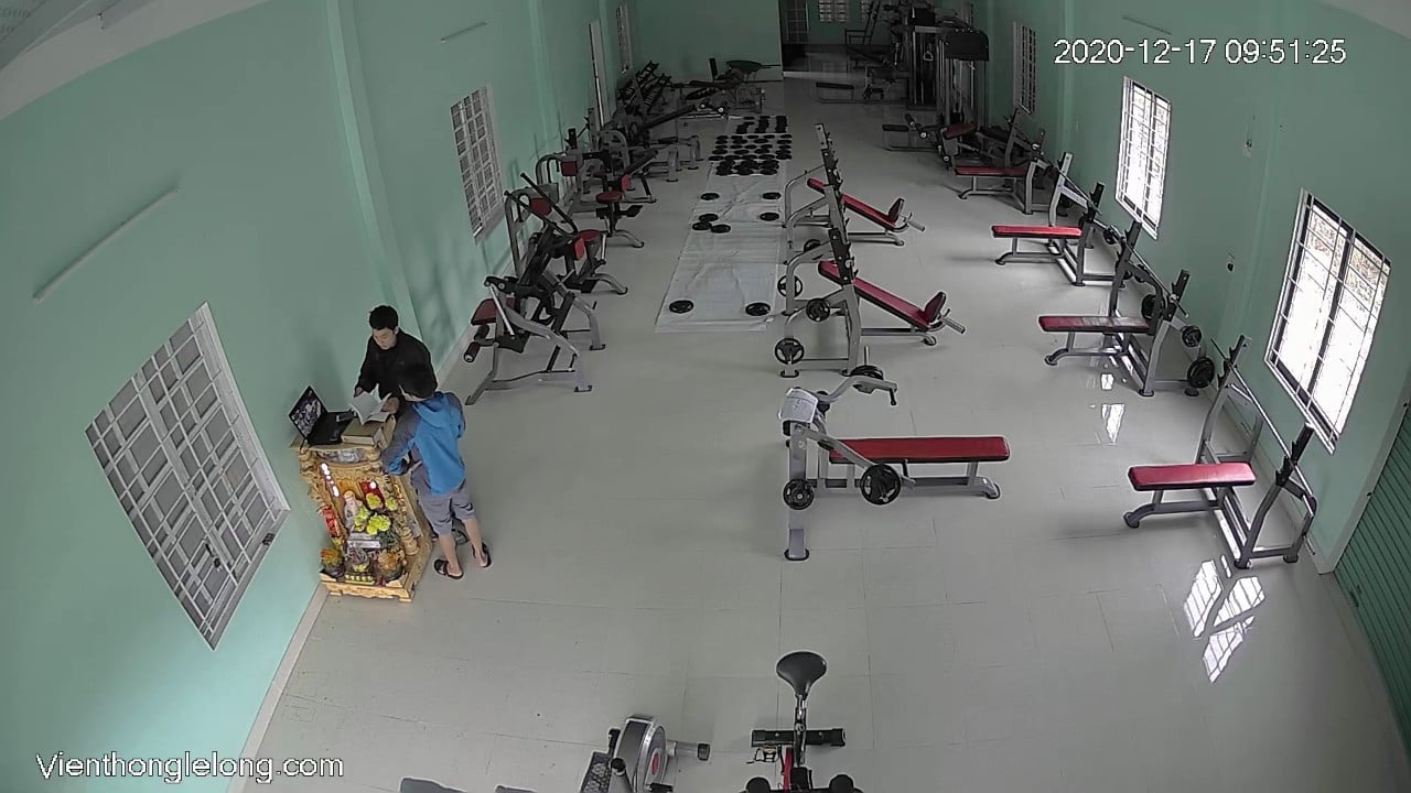 camera phong gym